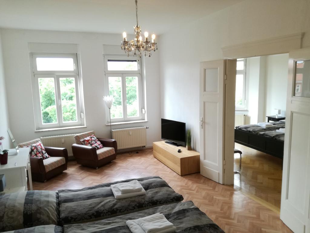 Auwald Apartment *